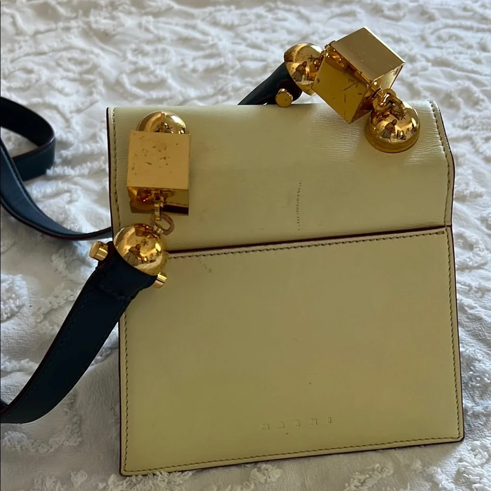 Elegant Cream and Blue Women's Bag - Picture 8 of 12